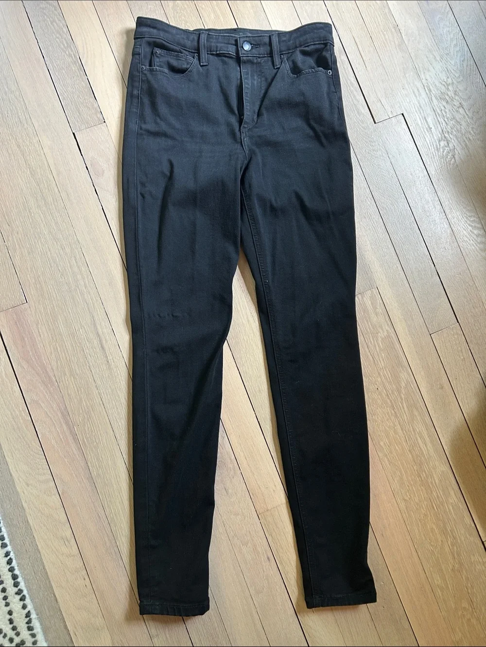 Black Skinny Jeans